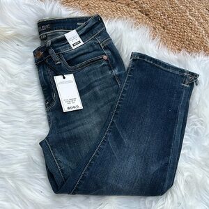 JUDY BLUE SKINNY FIT CAPRI MIDRISE JB82274dk. NWT